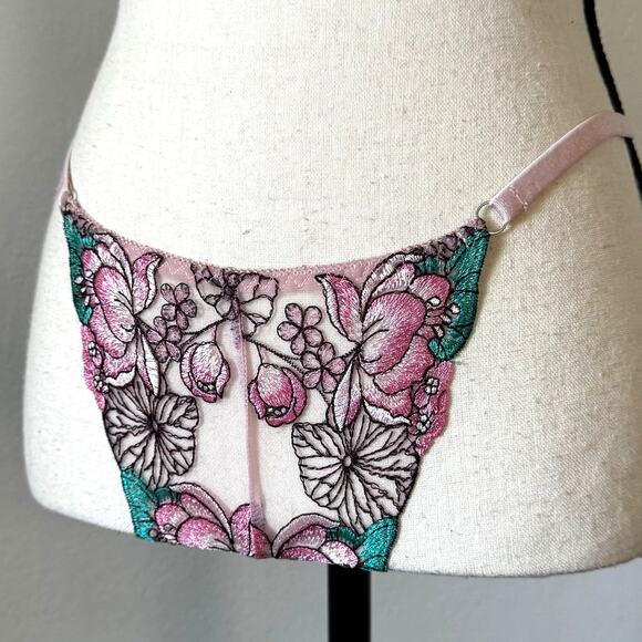NWOT Pink Lace Floral Embroidery 3 Piece Lingerie Set Womens Sz S Sheer Bralette - Picture 6 of 10